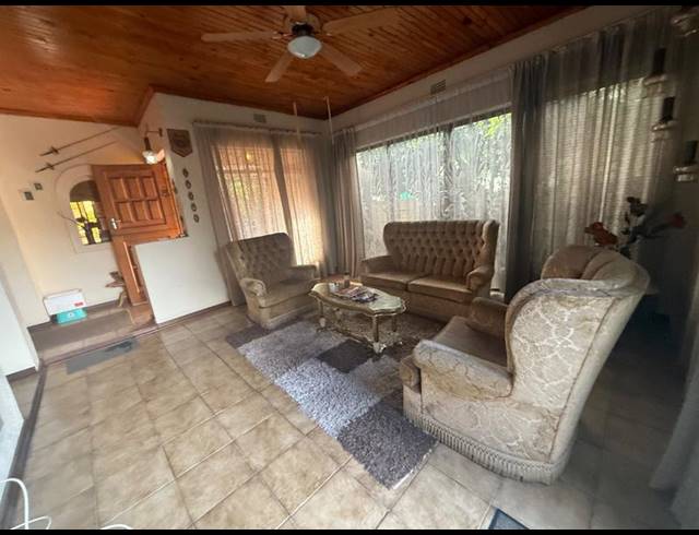 4 BEDROOM HOUSE FOR SALE IN VANDERBIJLPARK SE 1